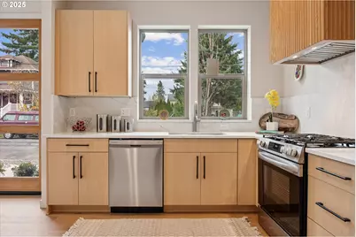 4834 NE 9th Ave #4838, Portland, OR 97211 - Photo 11