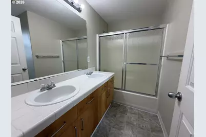 571 SW 207th Ave, Beaverton, OR 97006 - Photo 15