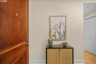 780 NW Westover Square, Portland, OR 97210 - Photo 5