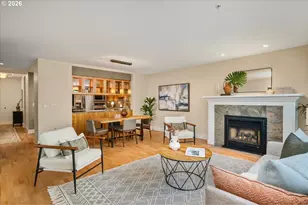 780 NW Westover Square, Portland, OR 97210 - Photo 17