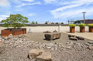 780 NW Westover Square, Portland, OR 97210 - Photo 47