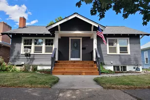 1424 Broadway St, Baker City, OR 97814 - Photo 1