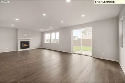 1192 Clemson, Woodburn, OR 97071 - Photo 15