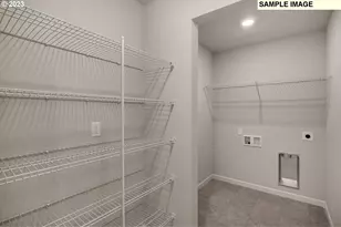 1192 Clemson, Woodburn, OR 97071 - Photo 35