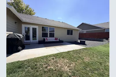 730 W Sandpiper Ave, Hermiston, OR 97838 - Photo 21