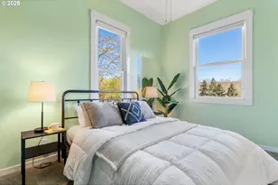 210 E Sherman Ave, Hood River, OR 97031 - Photo 5