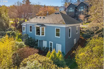 210 E Sherman Ave, Hood River, OR 97031 - Photo 29