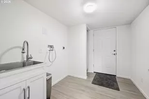 25757 Wildwood Rd, Veneta, OR 97487 - Photo 11