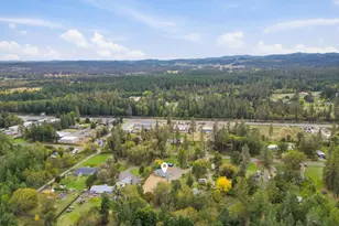 25757 Wildwood Rd, Veneta, OR 97487 - Photo 41