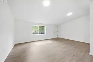 25757 Wildwood Rd, Veneta, OR 97487 - Photo 5