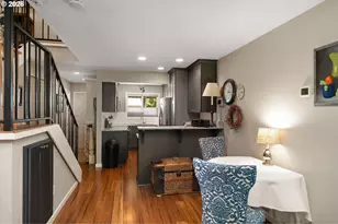541 N Hayden Bay Dr, Portland, OR 97217 - Photo 11