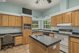 25561 S Holman Rd, Estacada, OR 97023 - Photo 11