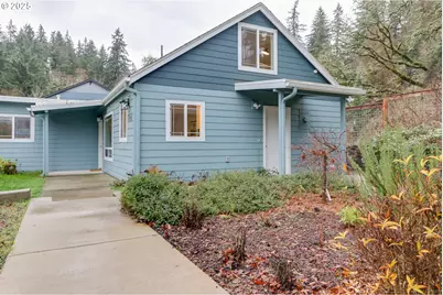 2984 Floral Hill Dr, Eugene, OR 97403 - Photo 3