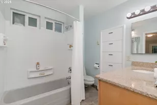 2984 Floral Hill Dr, Eugene, OR 97403 - Photo 15