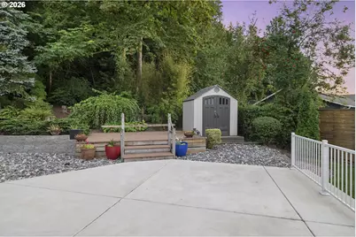 23520 NE Holladay Pl, Wood Village, OR 97060 - Photo 35