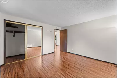 23520 NE Holladay Pl, Wood Village, OR 97060 - Photo 29