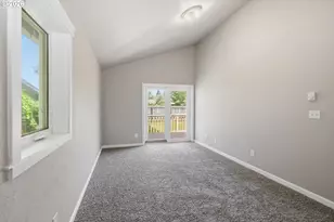 337 Knoop Ln, Eugene, OR 97404 - Photo 35