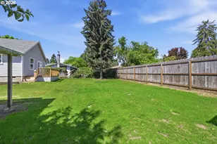 337 Knoop Ln, Eugene, OR 97404 - Photo 9