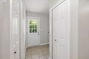337 Knoop Ln, Eugene, OR 97404 - Photo 27