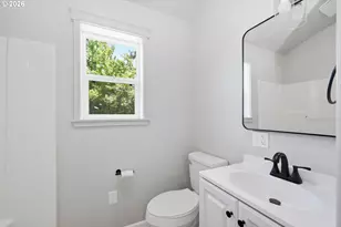 337 Knoop Ln, Eugene, OR 97404 - Photo 29