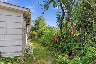 63715 Chamberlain Rd, Coos Bay, OR 97420 - Photo 25