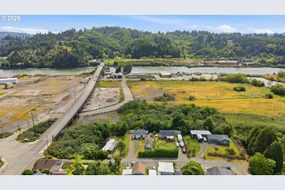 63715 Chamberlain Rd, Coos Bay, OR 97420 - Photo 3