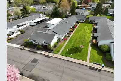 863 NE Fleming Ave #B-10, Gresham, OR 97030 - Photo 33