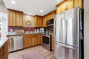 7340 SW Mallard Ct, Portland, OR 97223 - Photo 11