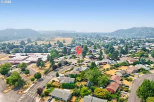 429 SW Birdsdale Dr, Gresham, OR 97080 - Photo 31