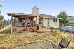 429 SW Birdsdale Dr, Gresham, OR 97080 - Photo 3