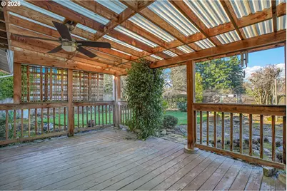 18601 SE Clinton St, Gresham, OR 97030 - Photo 35