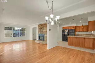 18601 SE Clinton St, Gresham, OR 97030 - Photo 9