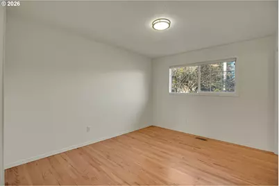 18601 SE Clinton St, Gresham, OR 97030 - Photo 21