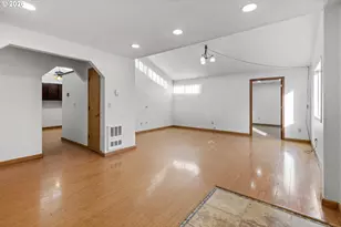 1217 NW 138th St, Vancouver, WA 98685 - Photo 3