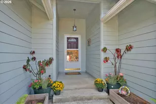 2288 11th St, Florence, OR 97439 - Photo 3