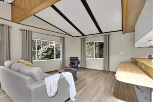 1601 Rhododendron Dr, Florence, OR 97439 - Photo 13