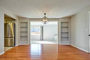 710 NW 11th St, McMinnville, OR 97128 - Photo 3