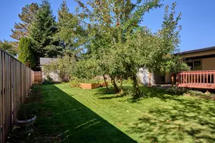 710 NW 11th St, McMinnville, OR 97128 - Photo 15