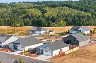 1125 SE Bugle Ave, Warrenton, OR 97146 - Photo 3