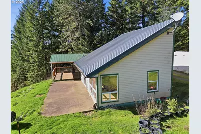 28460 Sutherlin Ln, Eugene, OR 97405 - Photo 3