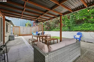 3030 SW Pendleton Ct, Portland, OR 97239 - Photo 23