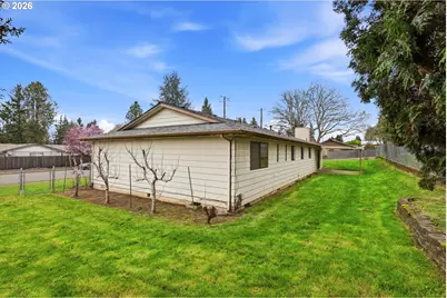 1418 Hemlock St NW, Salem, OR 97304 - Photo 37