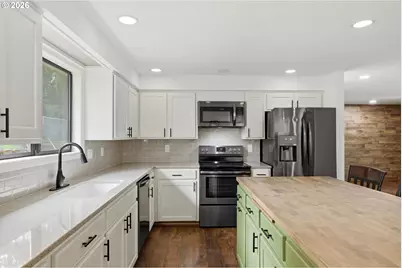 1418 Hemlock St NW, Salem, OR 97304 - Photo 13