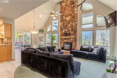 1265 Evergreen Ridge Rd, Riddle, OR 97469 - Photo 3