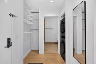 910 SE 42nd Ave, Portland, OR 97215 - Photo 9