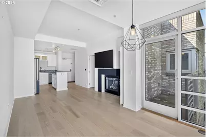 910 SE 42nd Ave #420, Portland, OR 97215 - Photo 15