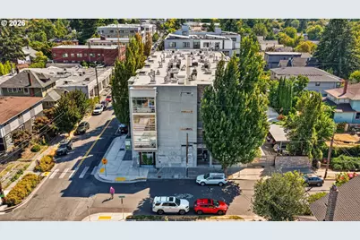 910 SE 42nd Ave #420, Portland, OR 97215 - Photo 23