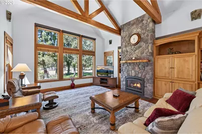 17690 Mountain View Rd SW, Sisters, OR 97759 - Photo 7