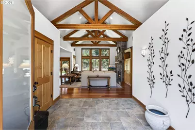 17690 Mountain View Rd SW, Sisters, OR 97759 - Photo 3