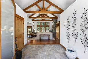 17690 Mountain View Rd SW, Sisters, OR 97759 - Photo 3